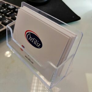PLEKSİ MASAÜSTÜ KARTVİZİTLİK