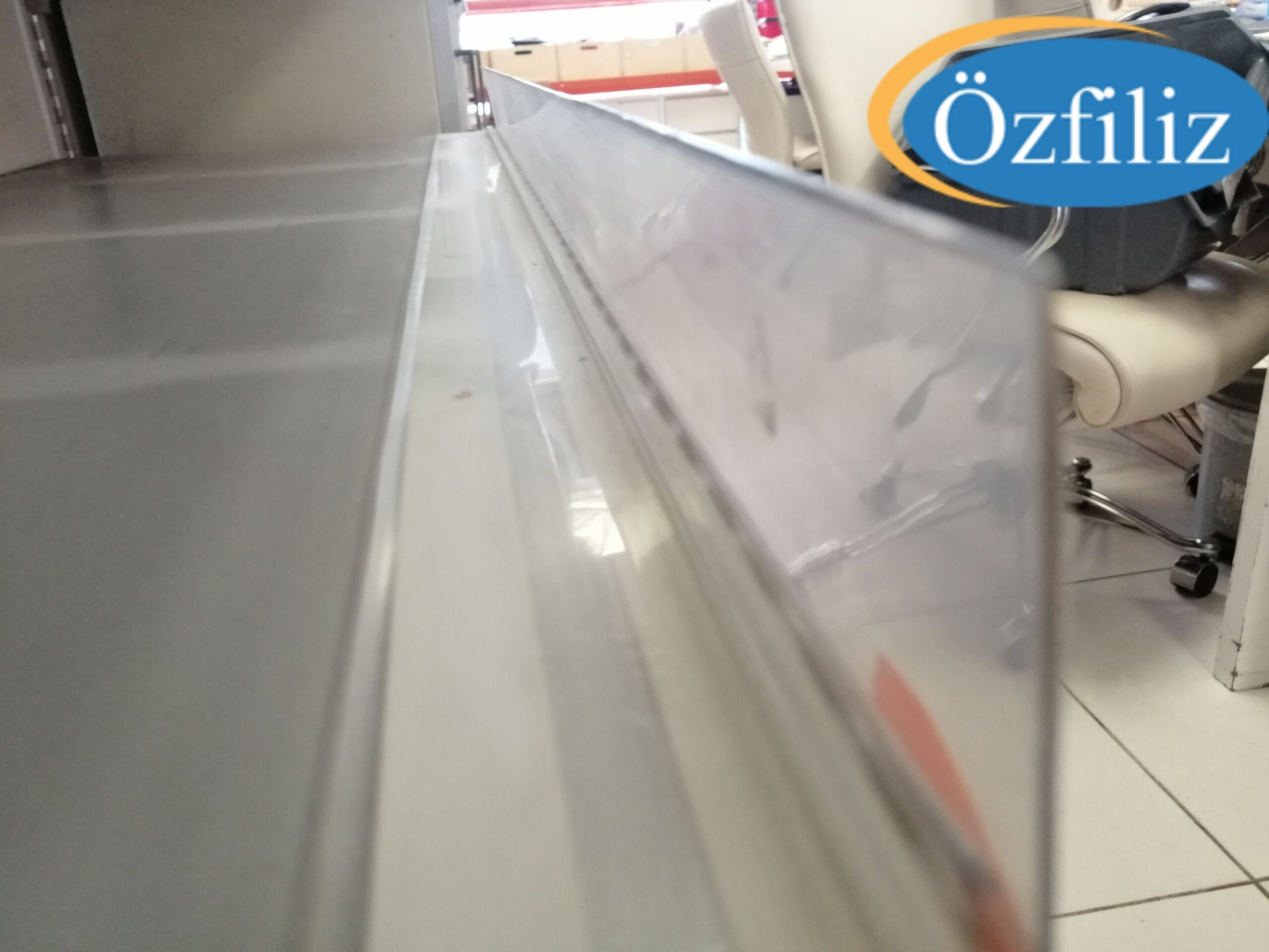 ÖN SİPER PVC 60X60MM 1METRE Raf Önü Pvc Tutucu Siper, Ürünler için Siperlik, Raf Önü Ürün Tutucu Siperlik - Görsel 5