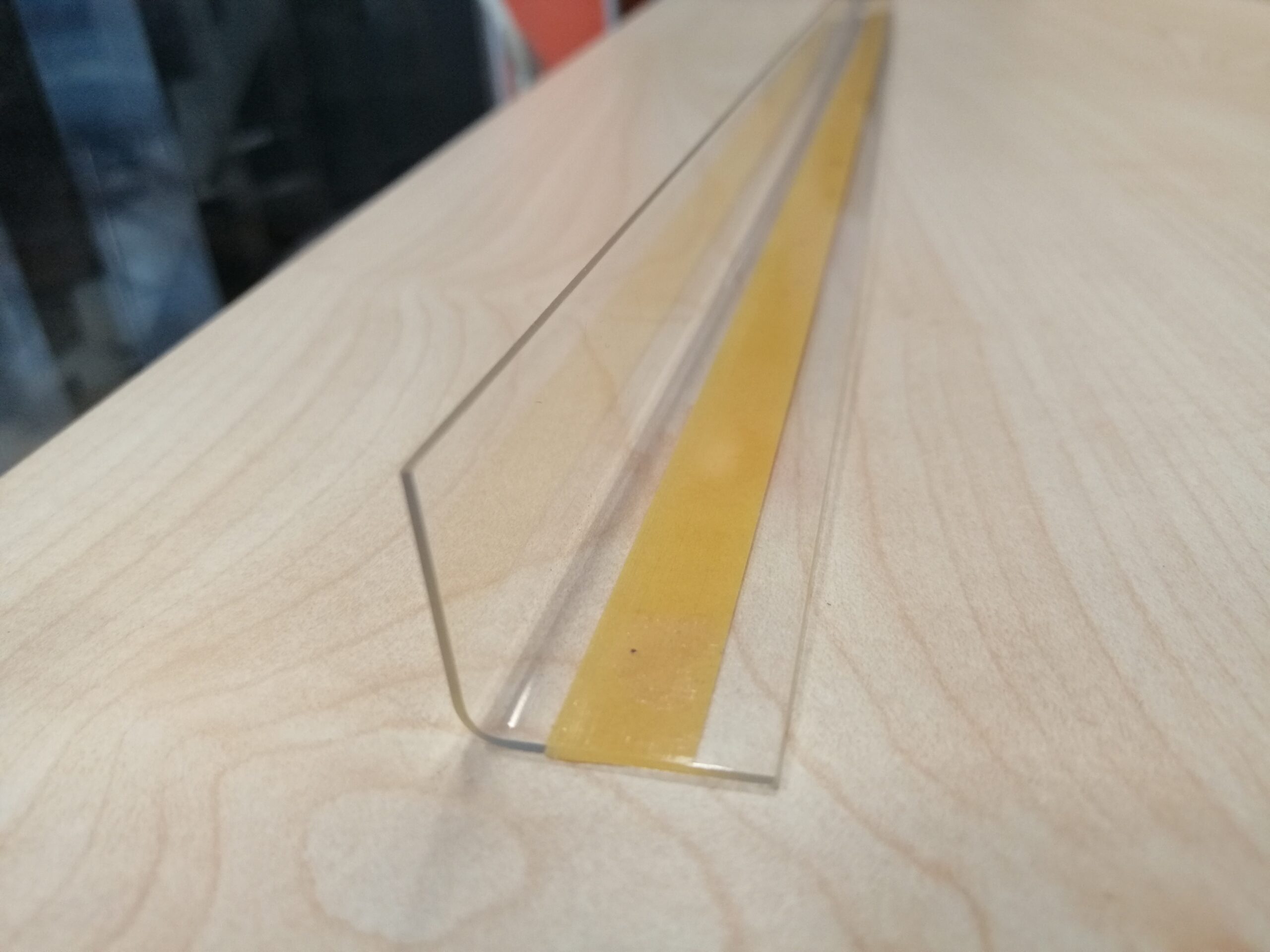 ÖN SİPER PVC 25X25MM 1 METRE Raf Önü Pvc Tutucu Siper, Ürünler için Siperlik, Raf Önü Ürün Tutucu Siperlik - Görsel 2