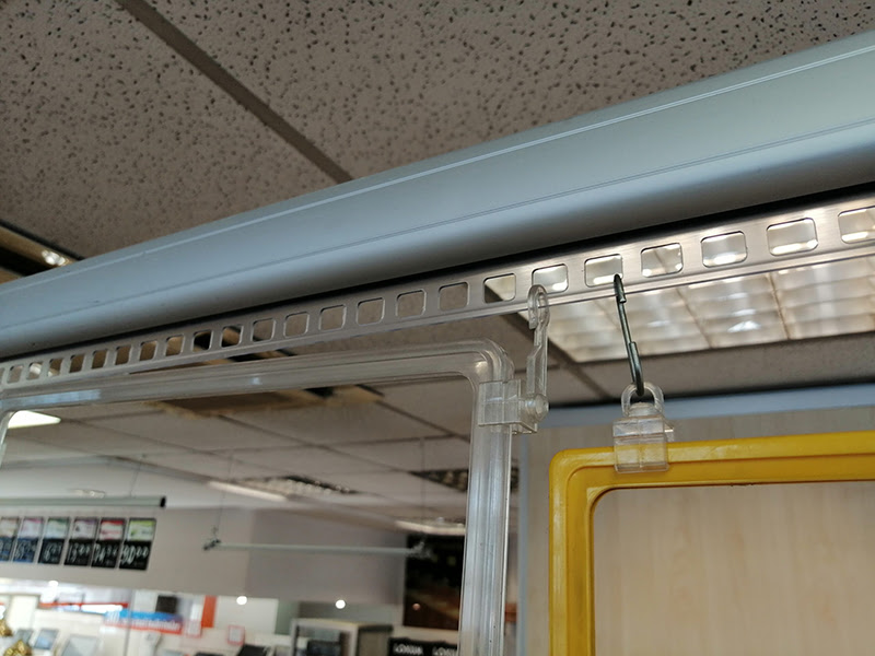 PERVAZLI ALÜMİNYUM SET 200CM Ürün Çengeli Asma Delikleri Yapışkanlı Çengel Deliği Pervaz 1 metre - Görsel 7